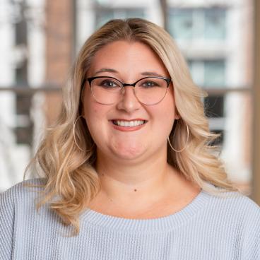 Carinna Householder headshot