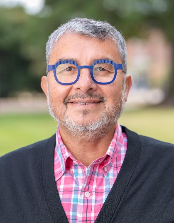 Ricardo C. Araneda headshot