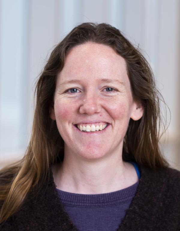 Emily Bruns headshot