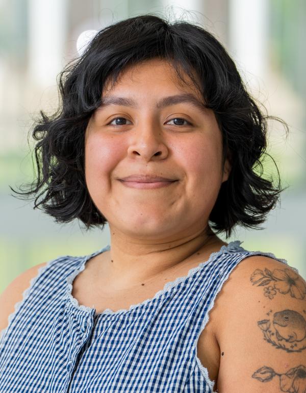 Yanelyn Perez headshot