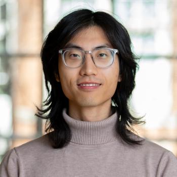 Zhengren Zhang headshot